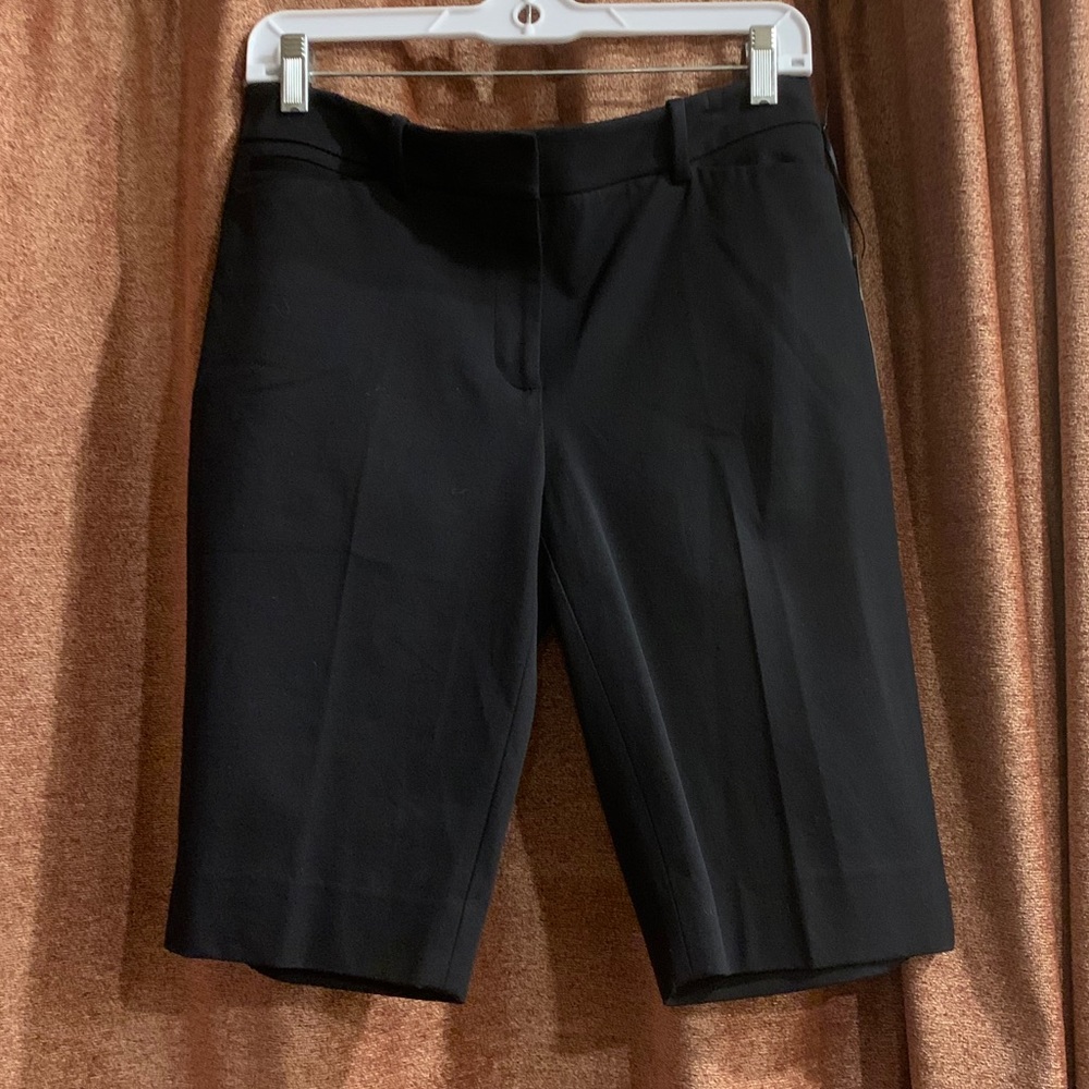 NWT WHITE HOUSE BLACK MARKET BLACK BERMUDA SHORTS